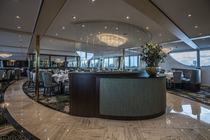 Restaurants, Bars & Cafés on MS Geoffrey Chaucer